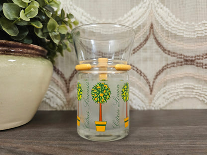 Vintage theebeker Citrus Limon met geel oor