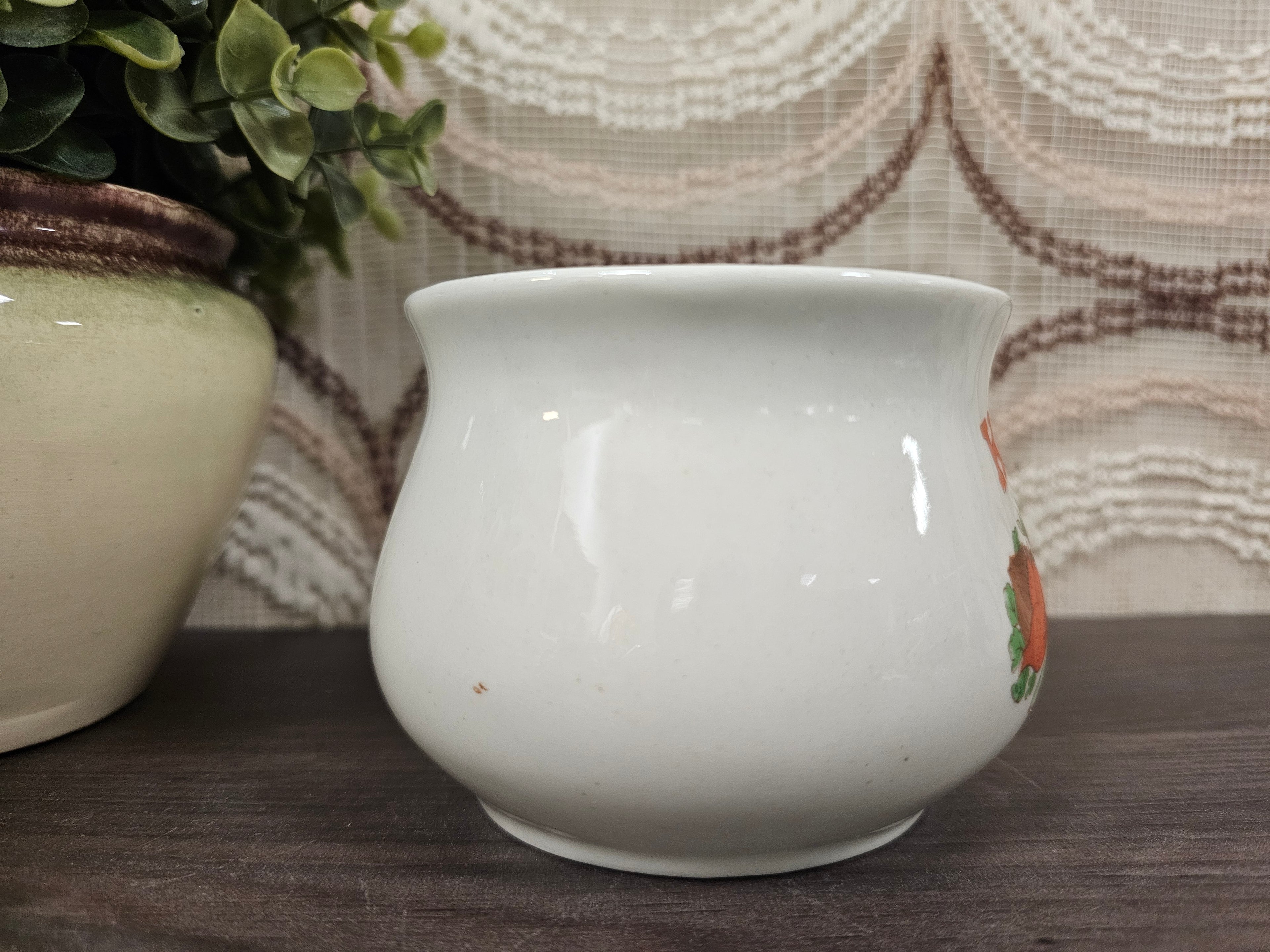 Vintage witte soepkom kippesoep