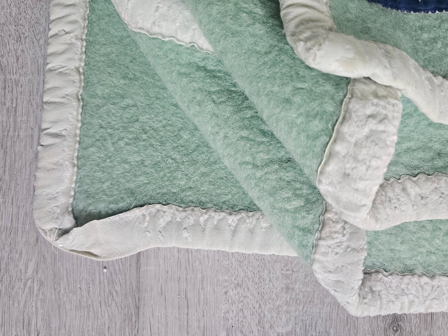 Solo Mio wollen deken mintgroen 225 x 195 cm