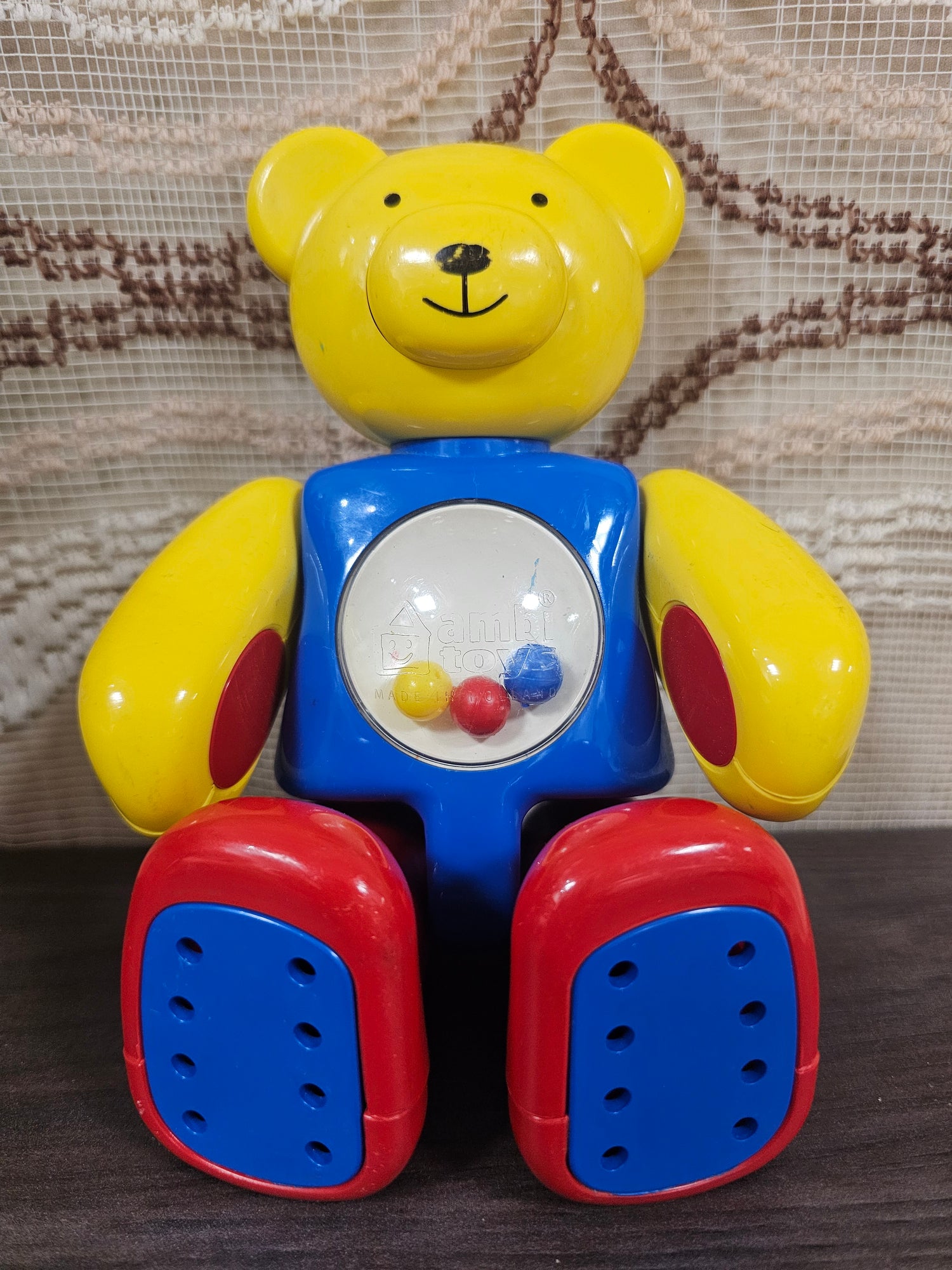 Ambi Toys Action Teddy  vintage rammelaar beer