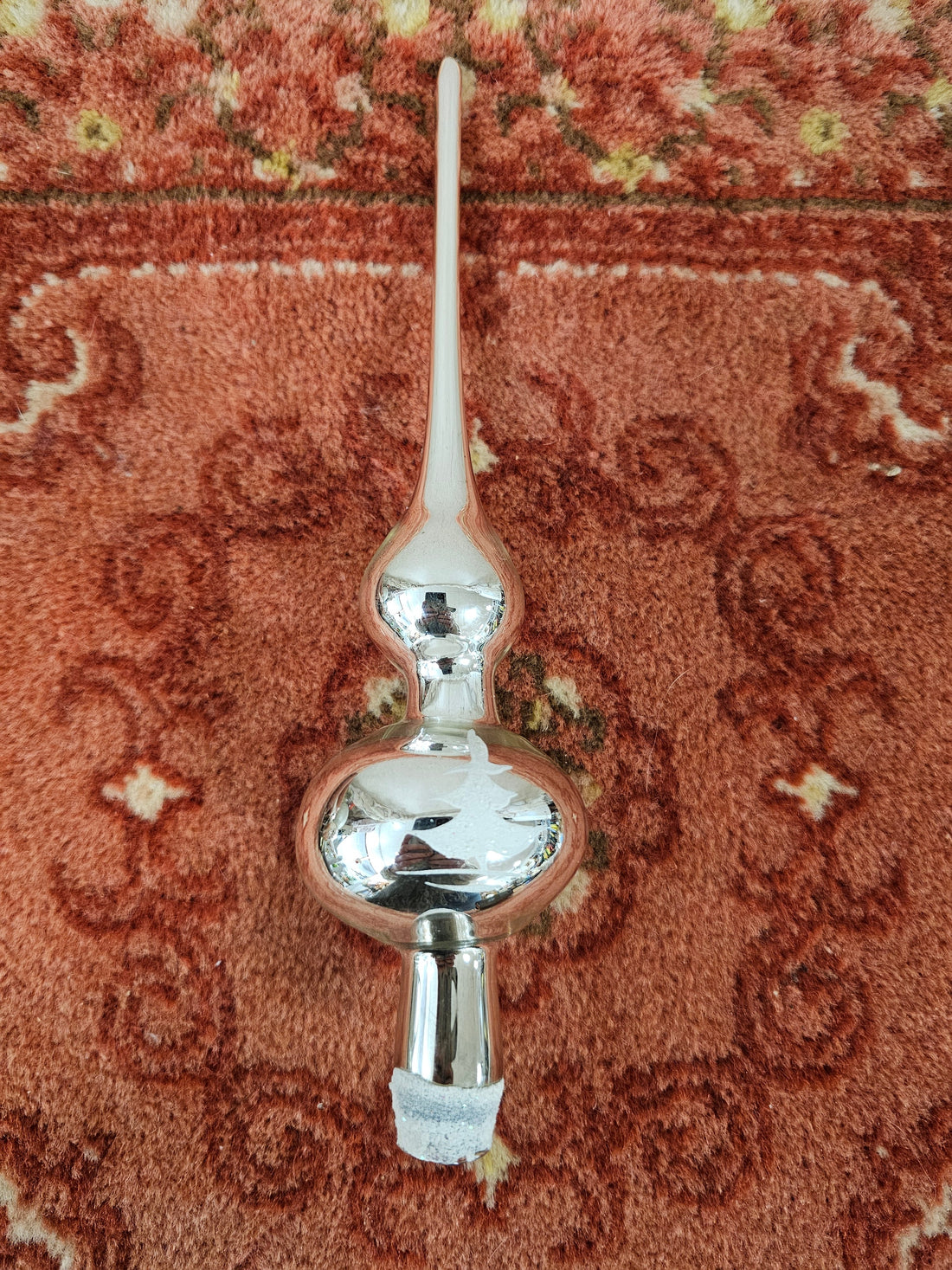 Vintage glazen kerstboompiek zilver winters tafereel