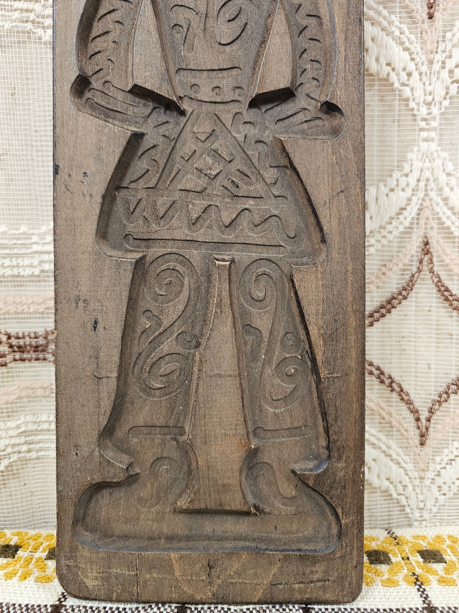 Grote speculaasplank vintage – hout 45,5 x 14,5 cm – figuur met hoed