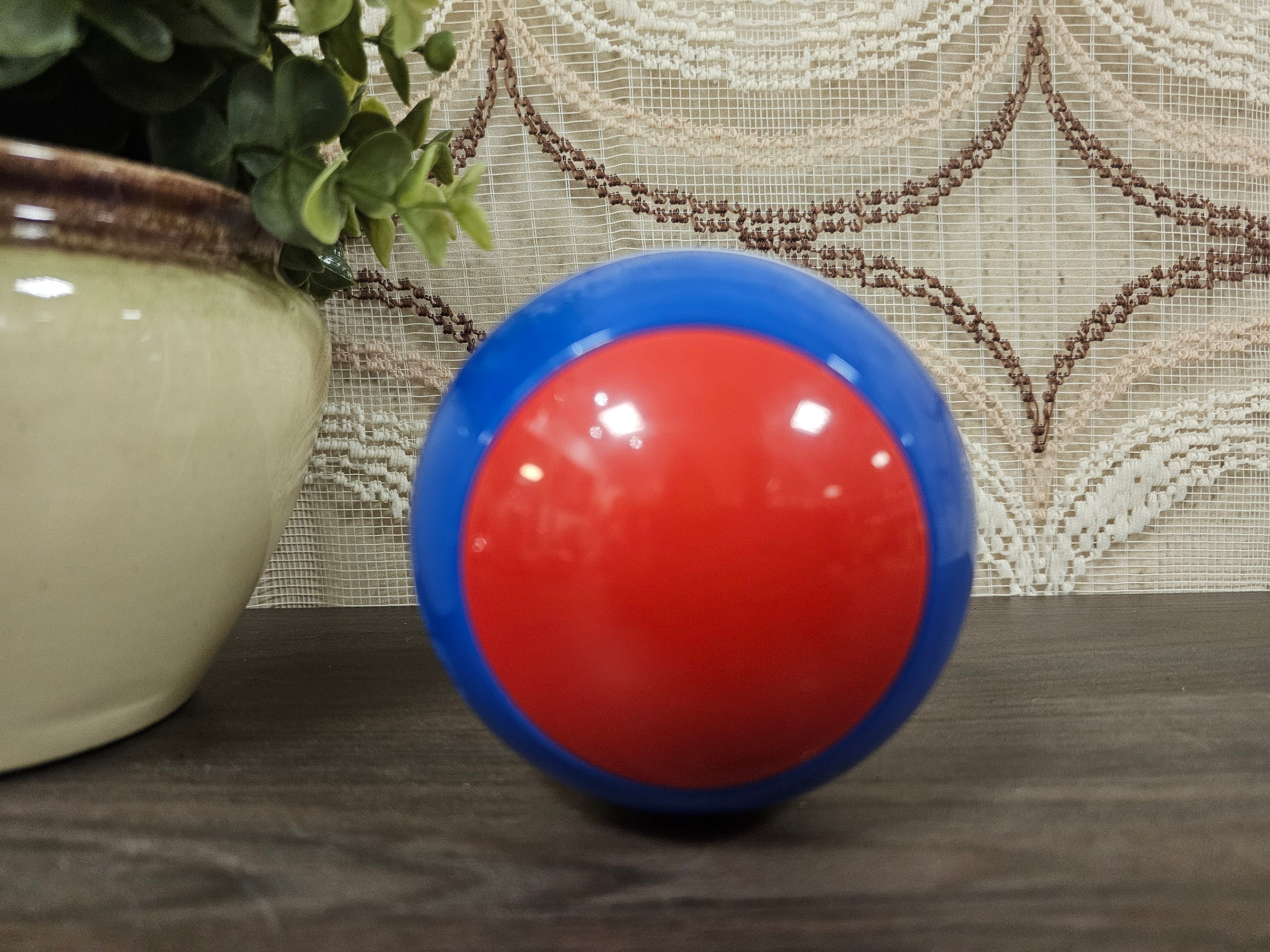 Ambi Toys vintage Twinkle Bal – kleurrijke speelbal met belletje