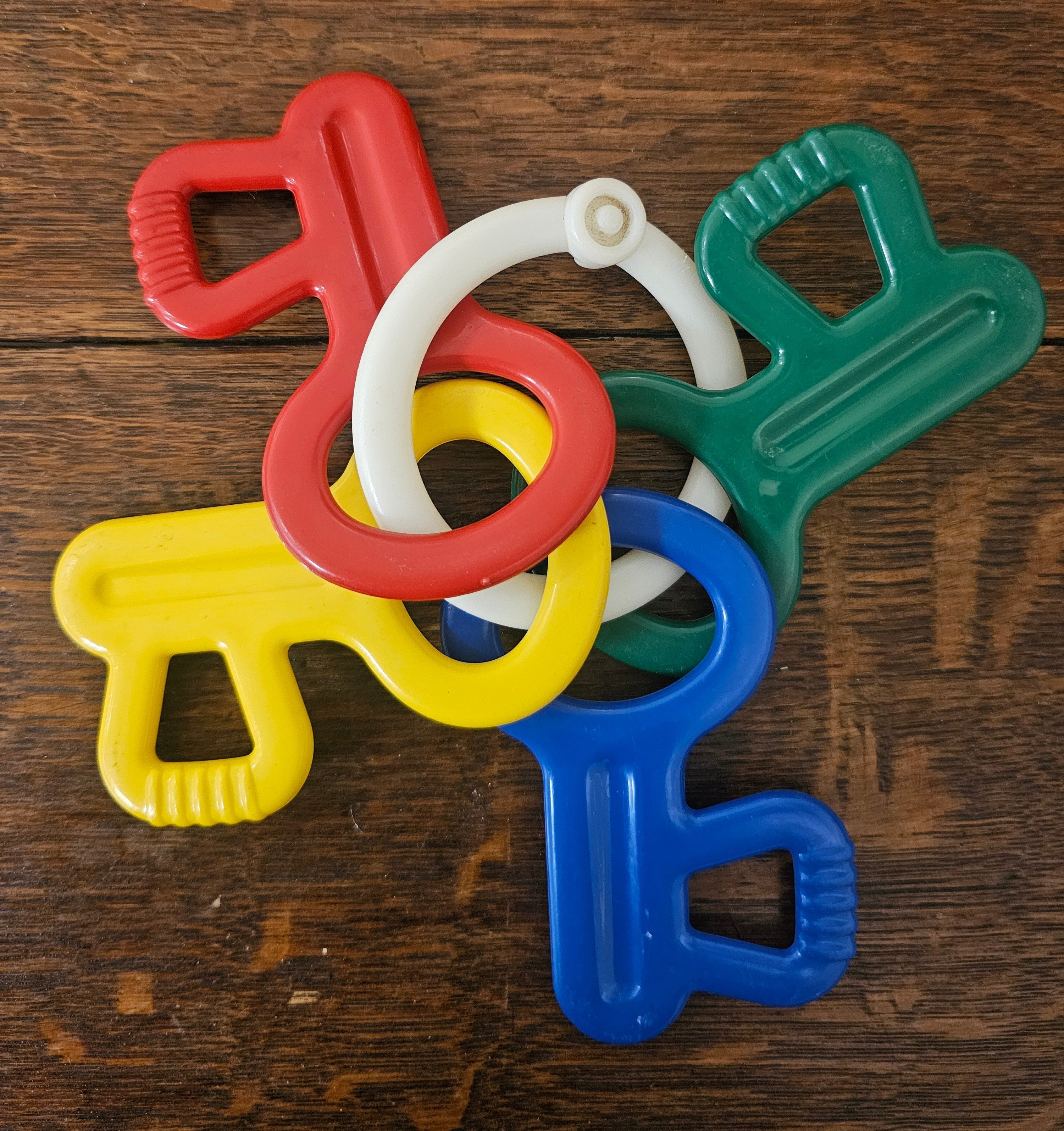 Ambi Toys sleutels aan witte ring jaren ’70/’80