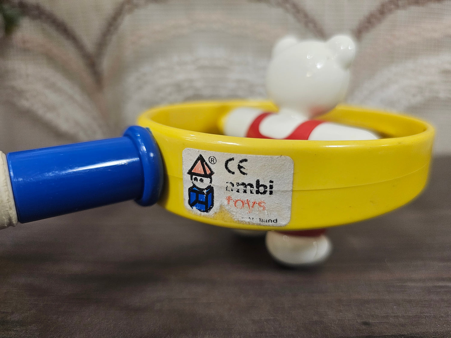 Ambi Toys beertje vintage Teddy Suction Toy