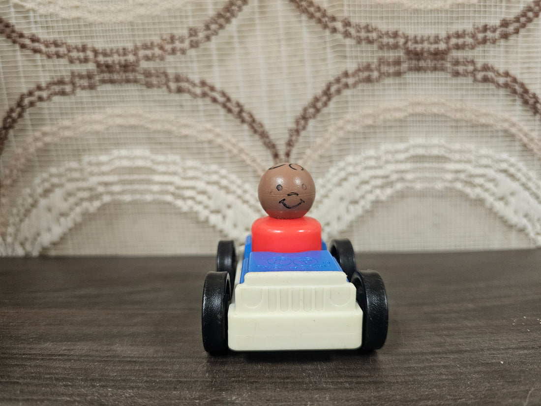 Fisher Price blauwe auto vintage poppetje jaren ’70