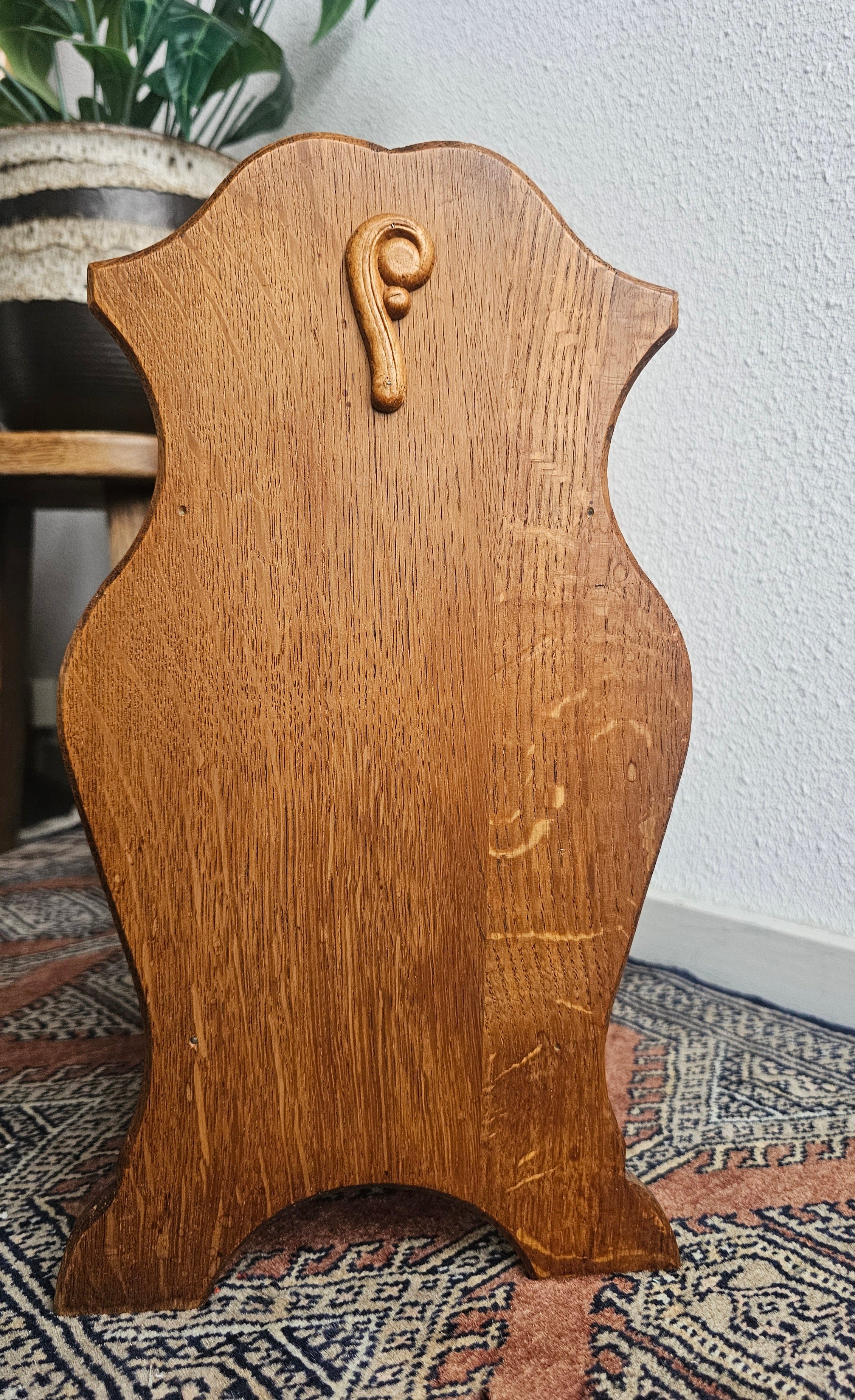 Houten vintage lectuurmand met webbing