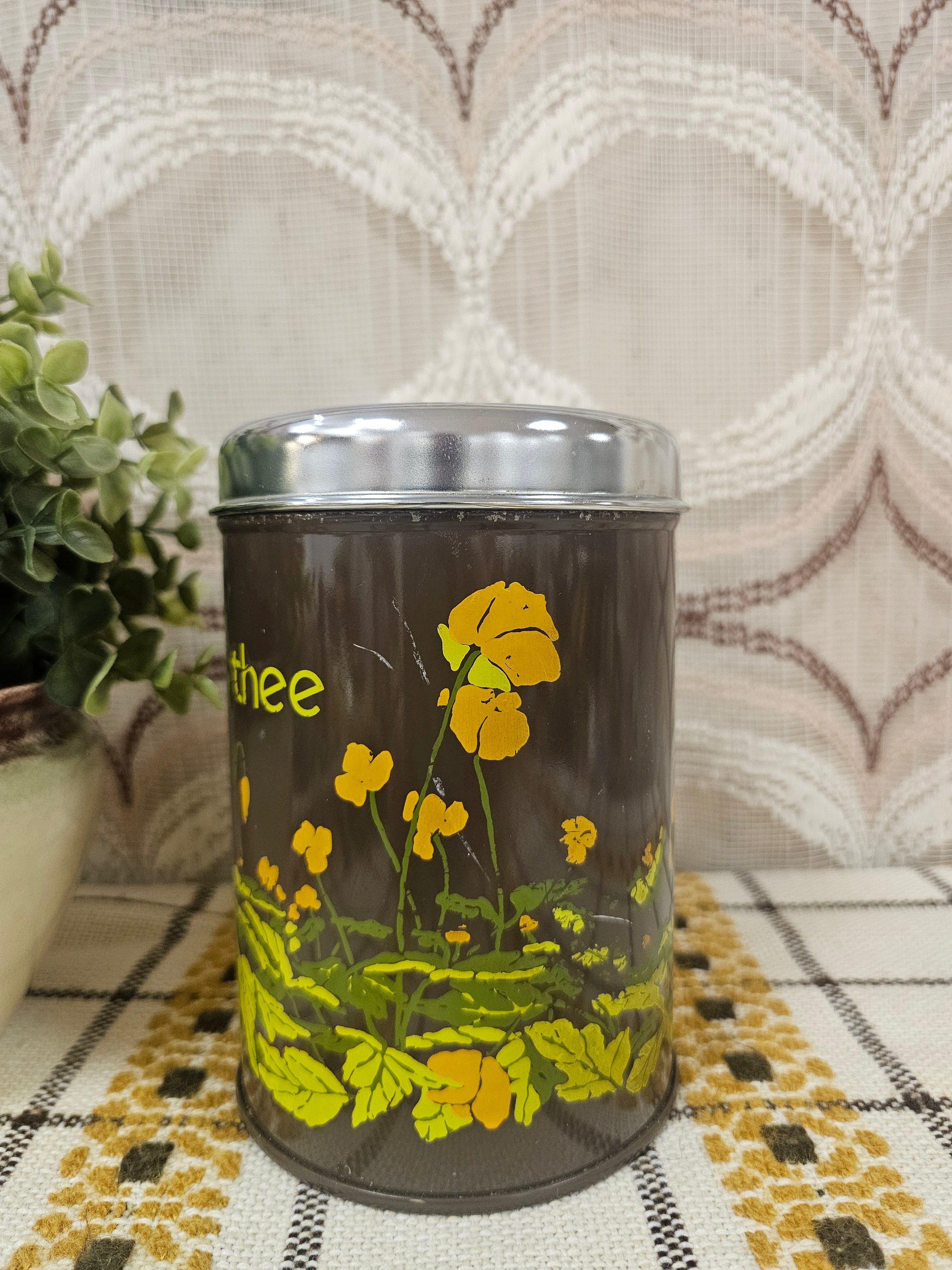 Brabantia boterbloem theeblik  vintage 16 cm hoog