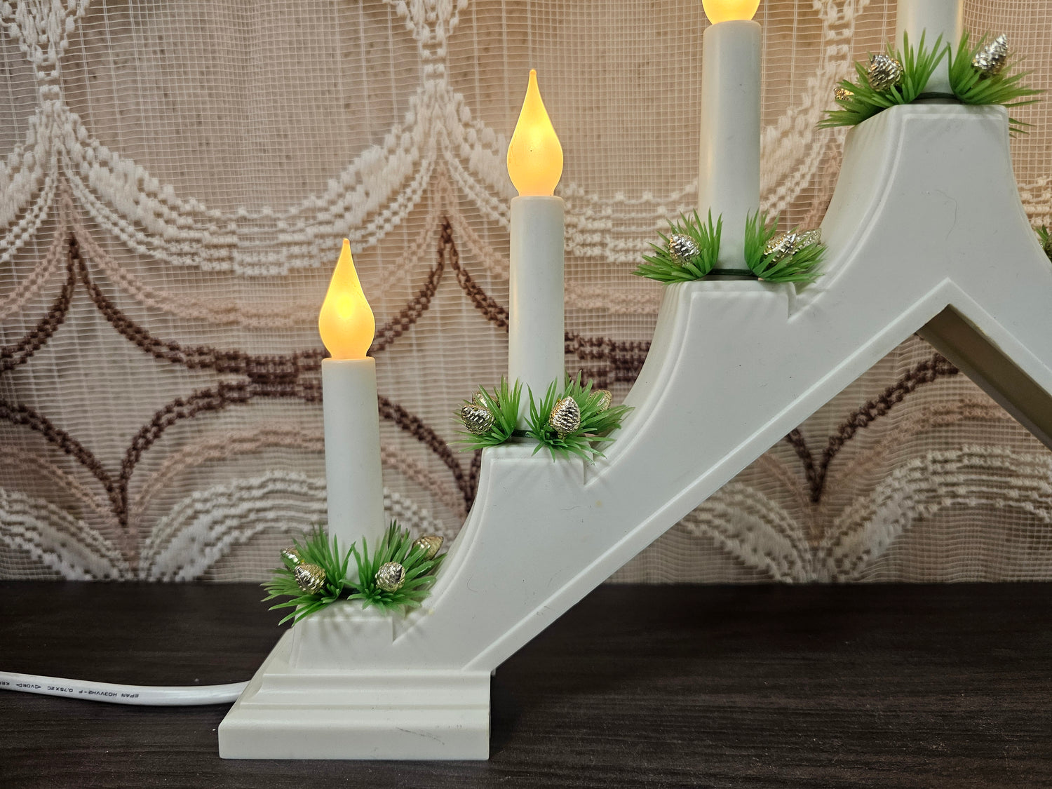 Vintage kaarsenbrug wit kerstkandelaar met 7 lampjes