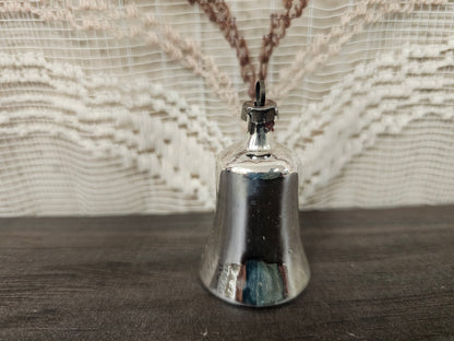 Vintage glazen kerstdecoratie bel zilver circa  5 cm