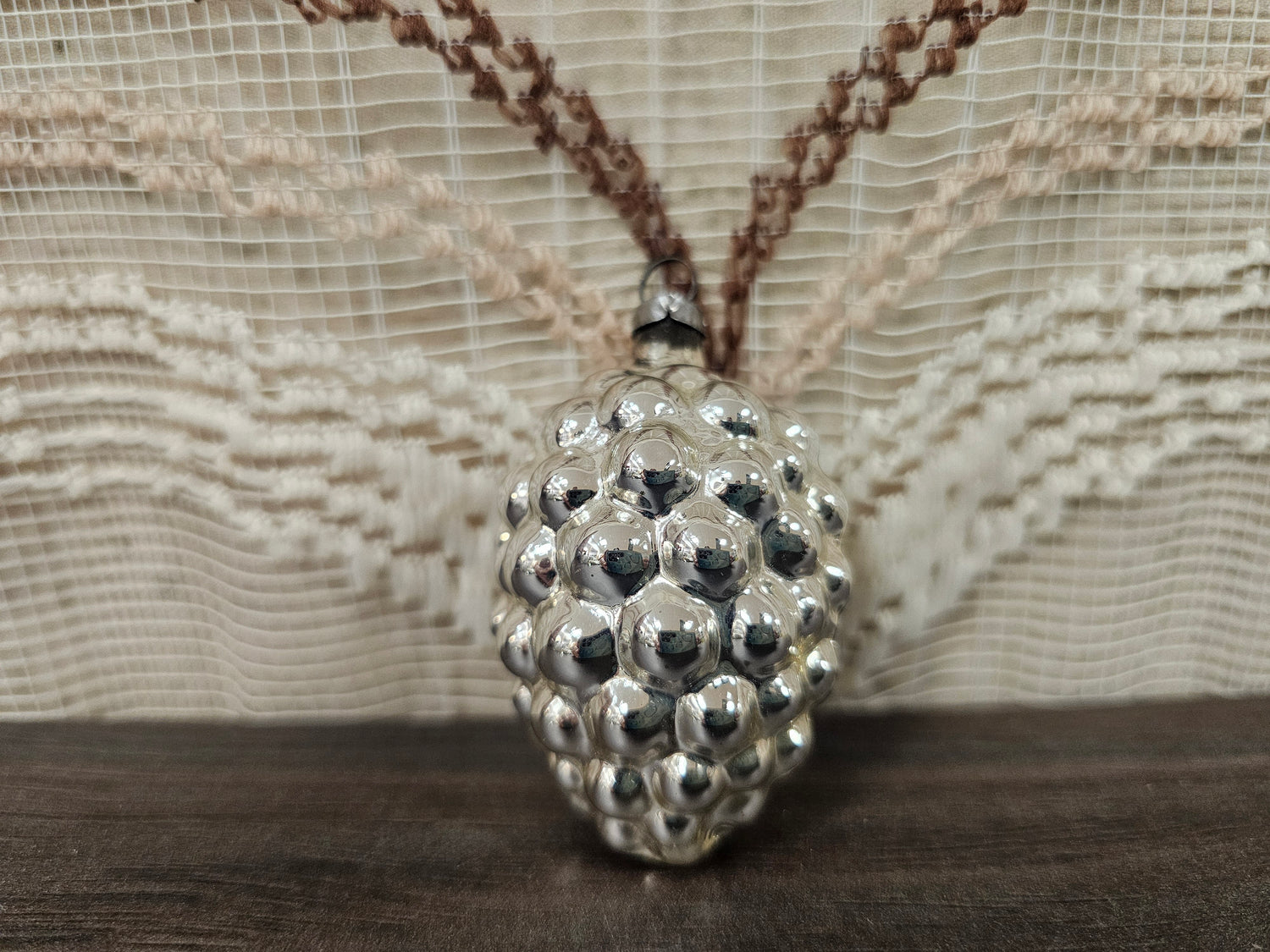 Vintage glazen kerstornament dennenappel zilver ca. 6 cm