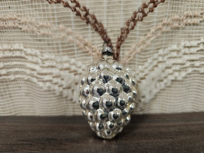 Vintage glazen kerstornament dennenappel zilver ca. 6 cm