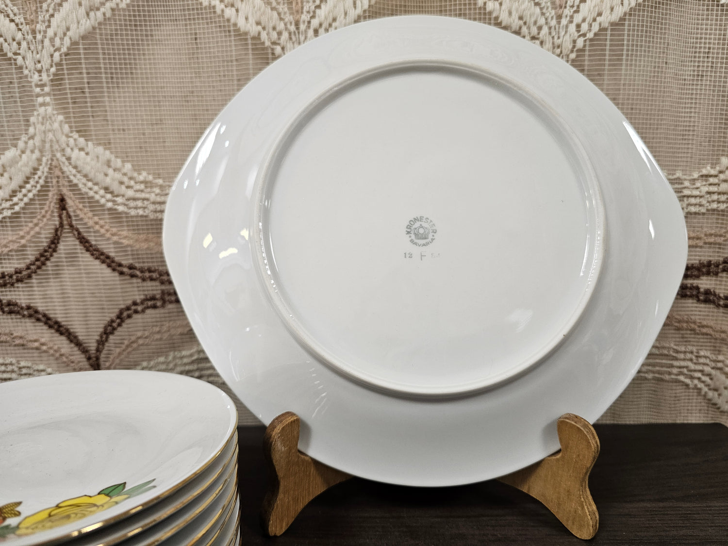 Kronestar Bavaria gebakset vintage bloemenprint, taartbord + 8 gebaksbordjes