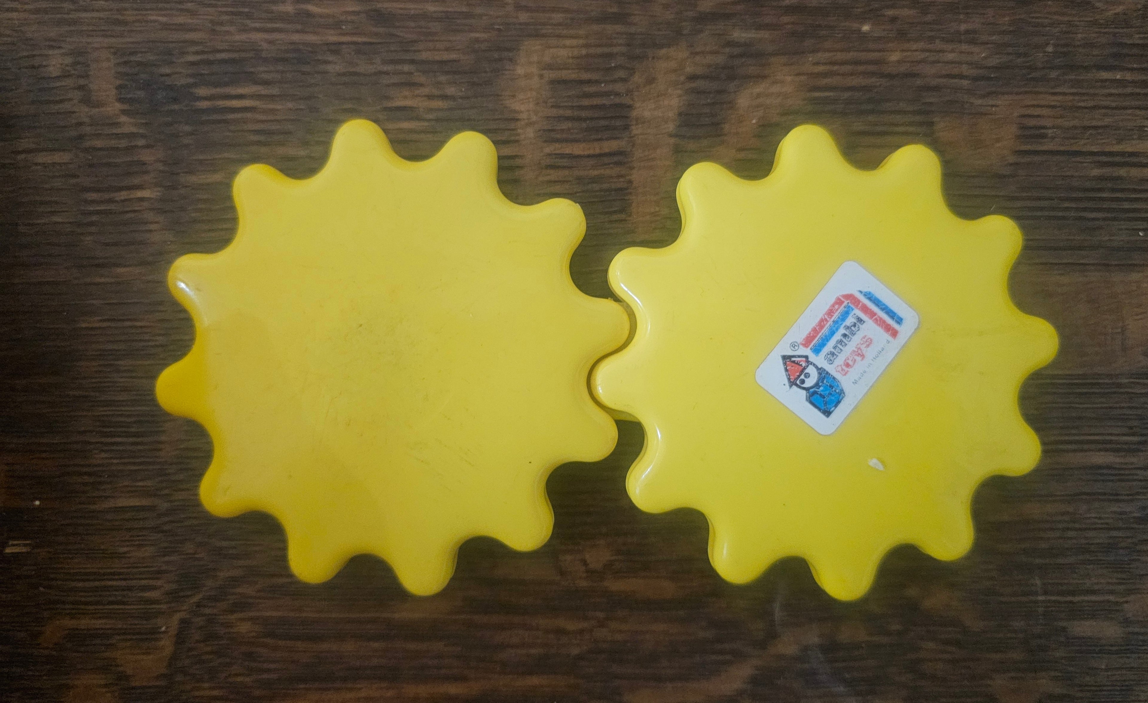 Ambi Toys tweeling rammelaar zonnetjes