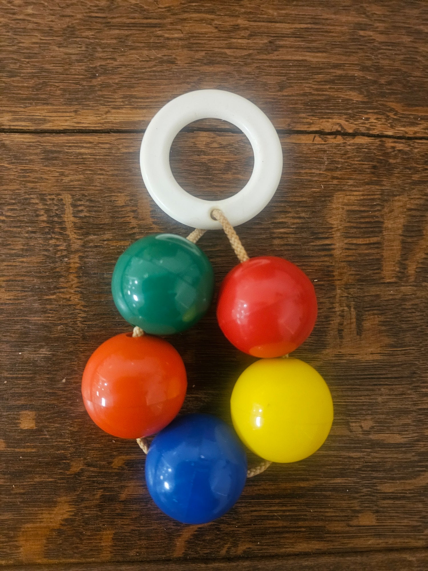 Ambi toys rammelaar gekleurde ballen