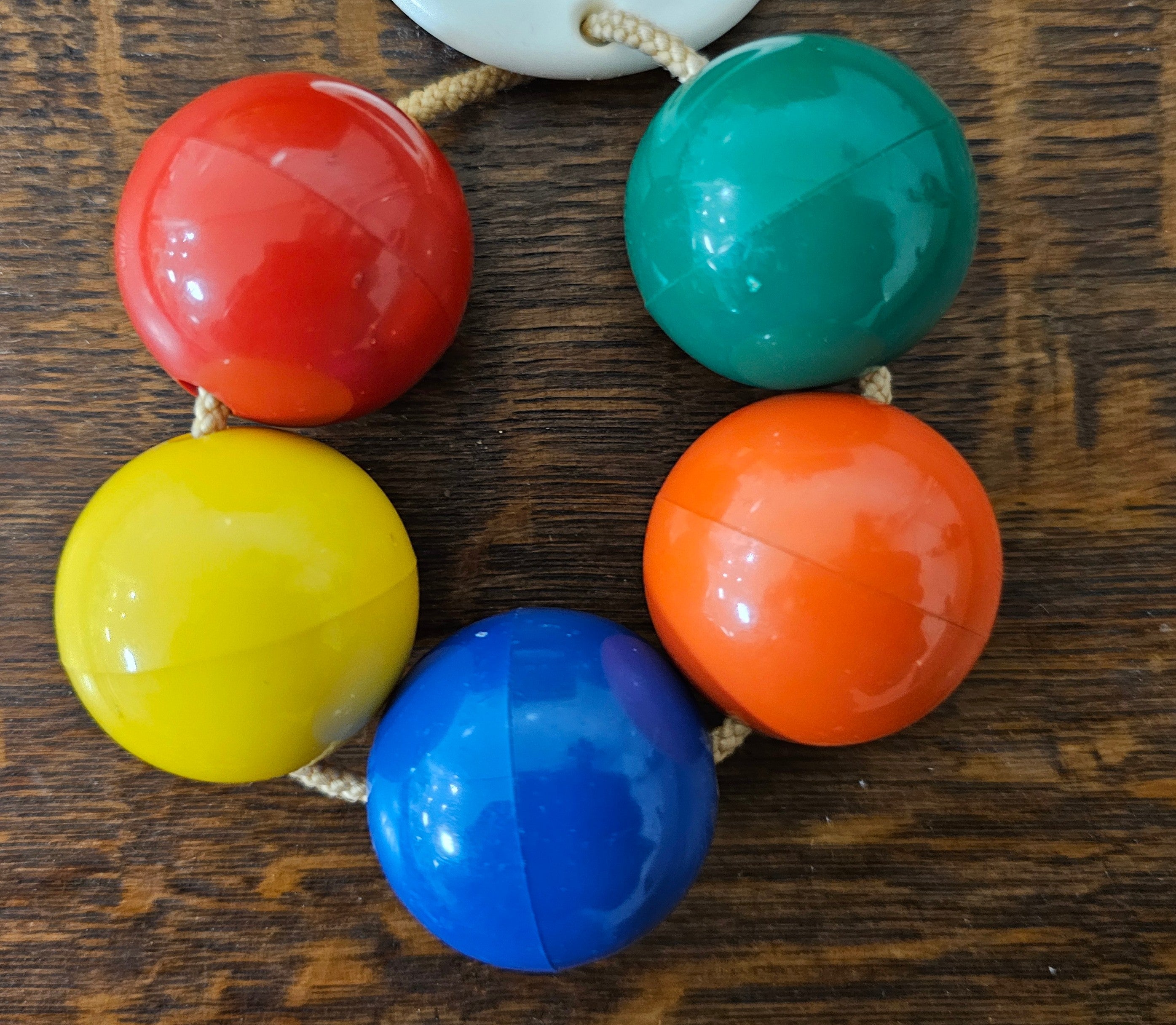 Ambi toys rammelaar gekleurde ballen