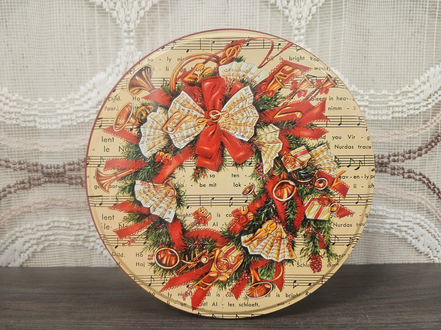Vintage kerstblik Stille Nacht rond blik 20 cm met muziekblad en krans