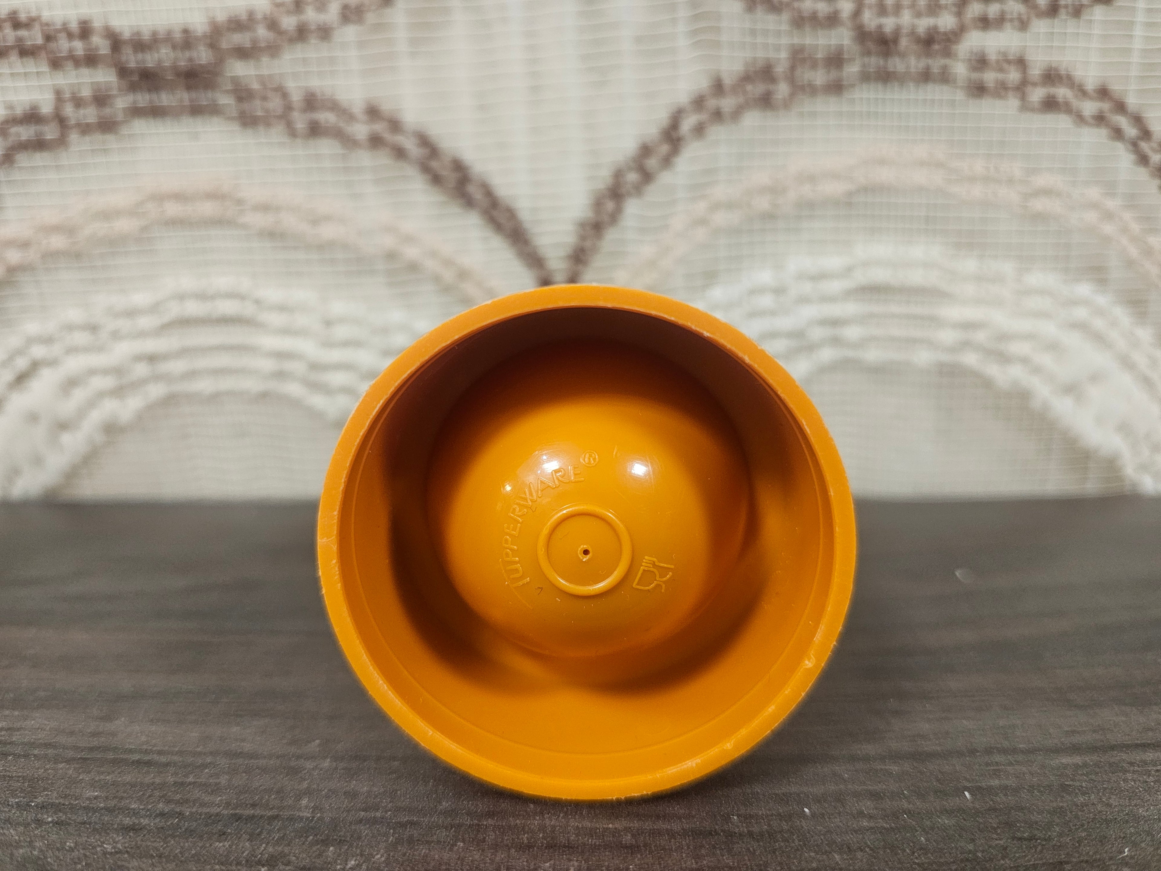 Vintage Tupperware eierdop oranje
