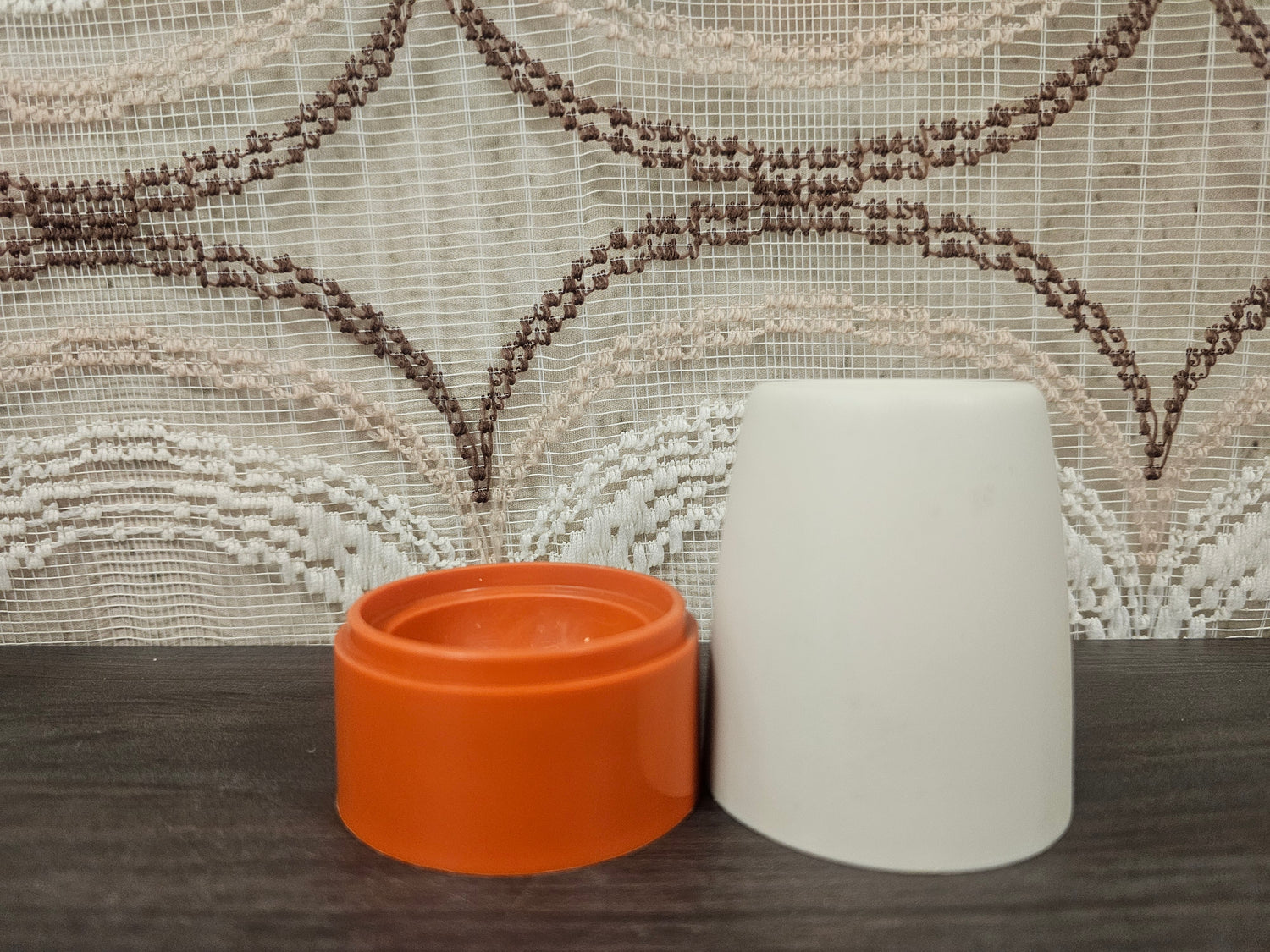 Eierdop Tupperware vintage – roestbruin