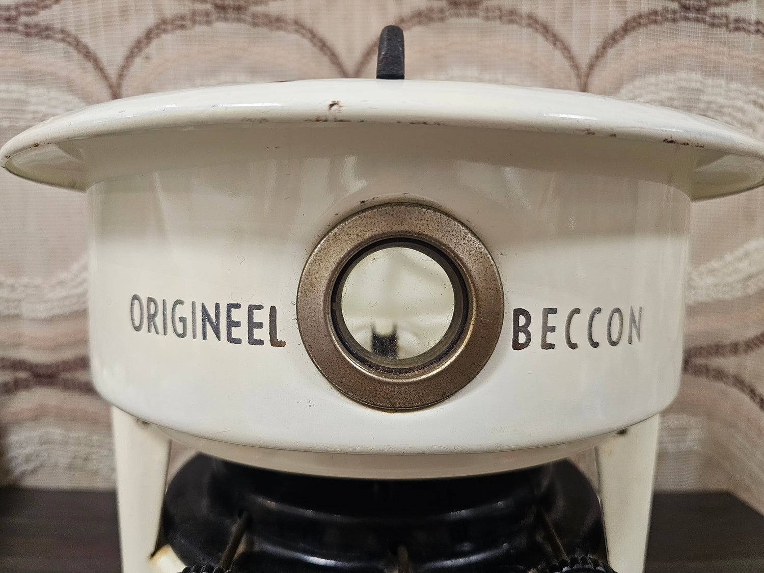 Origineel Beccon crèmekleur petroleumstel 3-pits