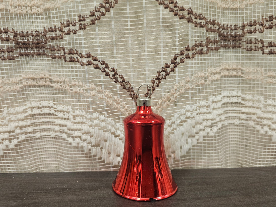 Vintage glazen kerstbel rood