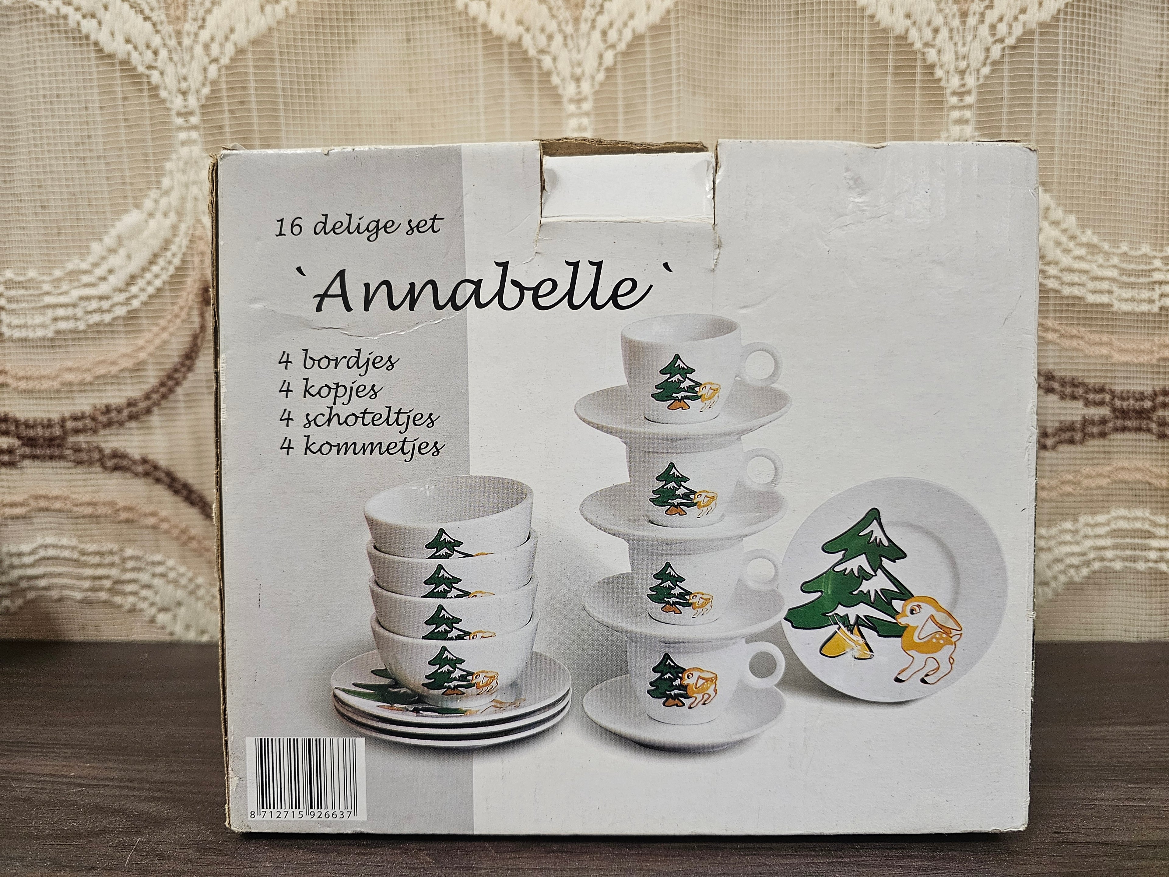 Vintage kinderservies Annabelle 16-delige set met hertje