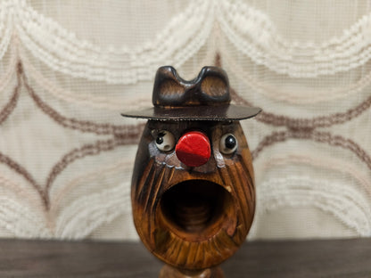 Vintage houten notenkraker mannetje met hoed