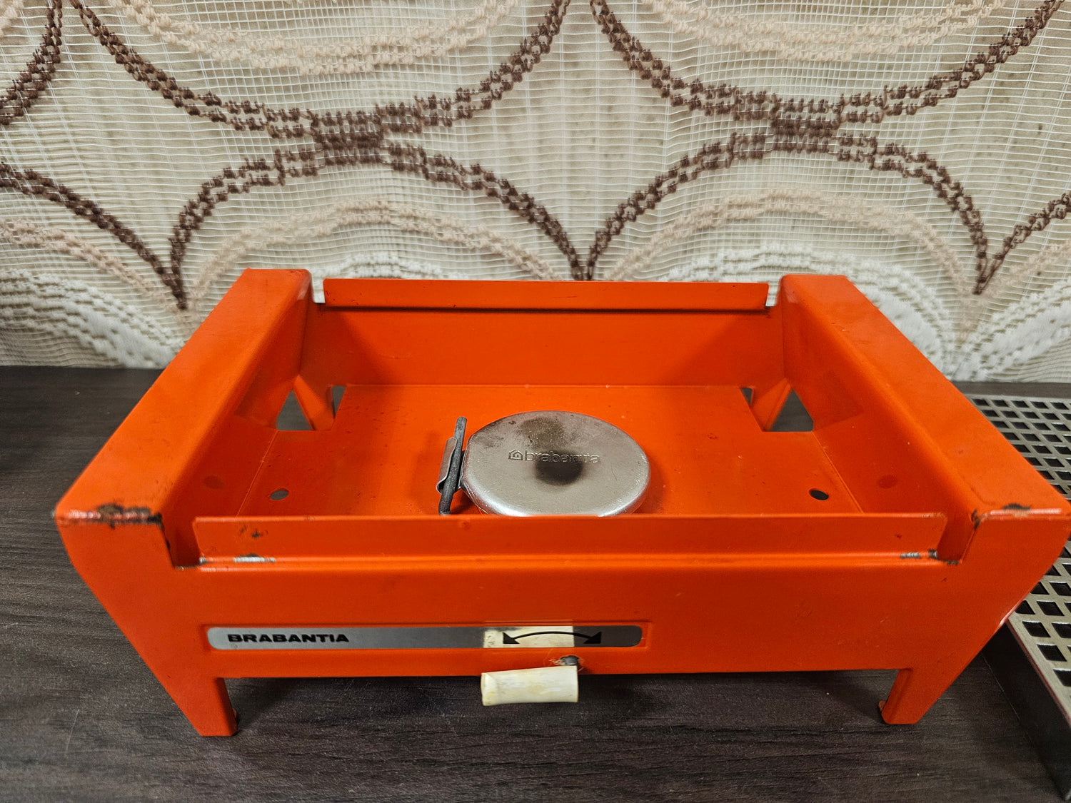 Brabantia rechaud jaren ’70 oranje warmhouder klein model