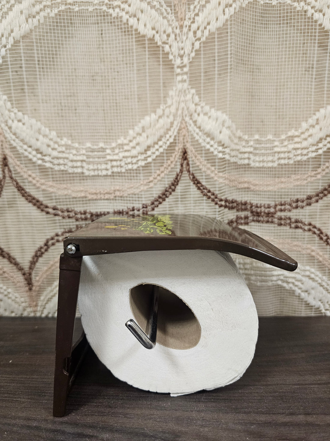 Brabantia wc-rolhouder boterbloem jaren ’70 wandmodel met klep