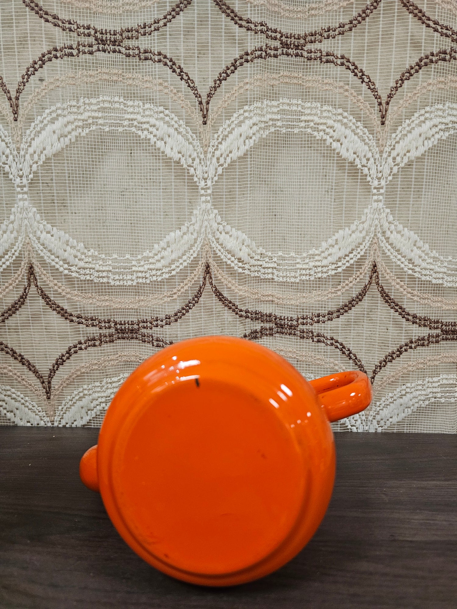 Brabantia koffiepot Diane oranje emaille jaren 70 met bloemmotief