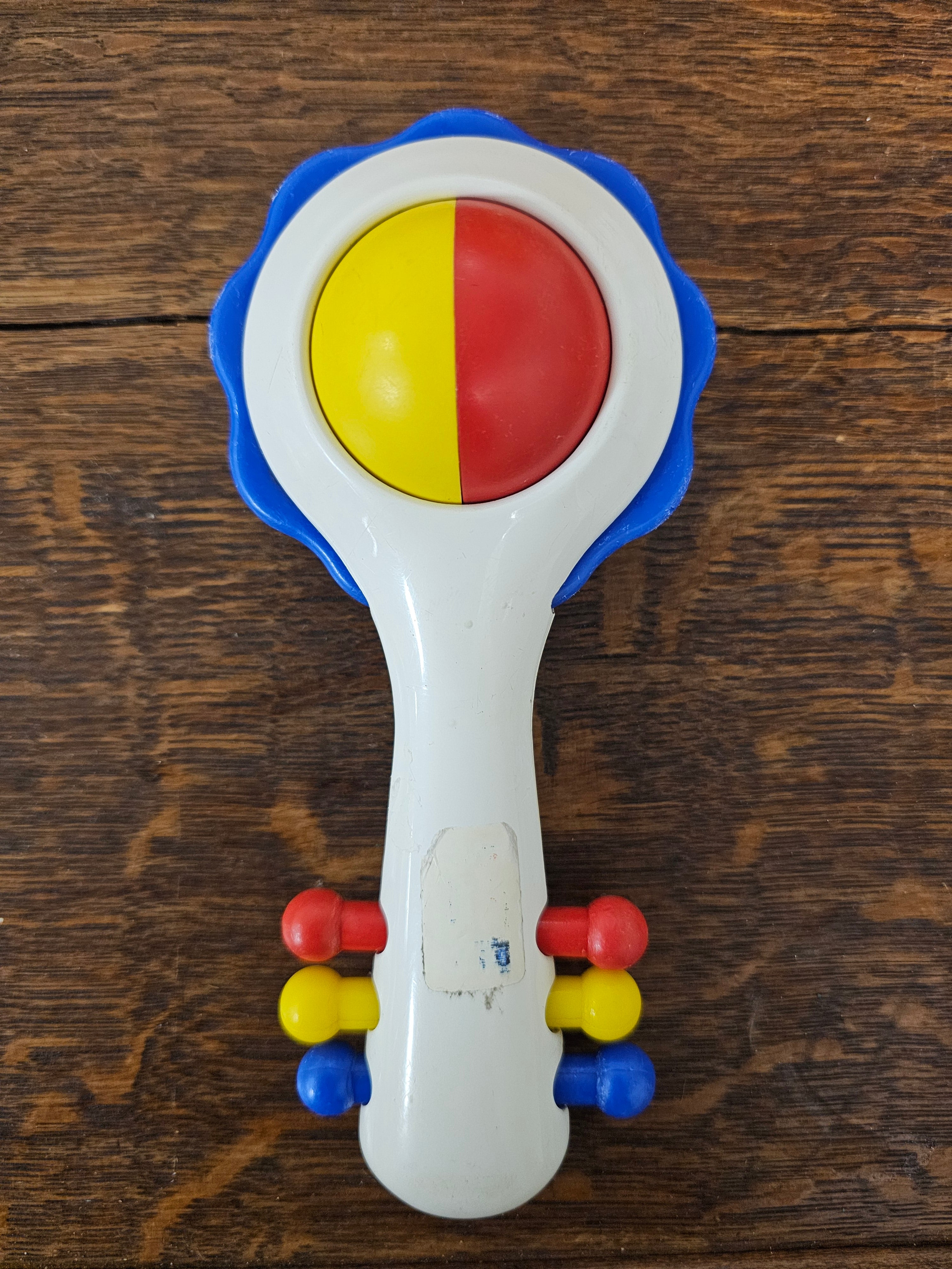 Ambi Toys rammelaar Handy Dandy – blauwe rand – jaren 80