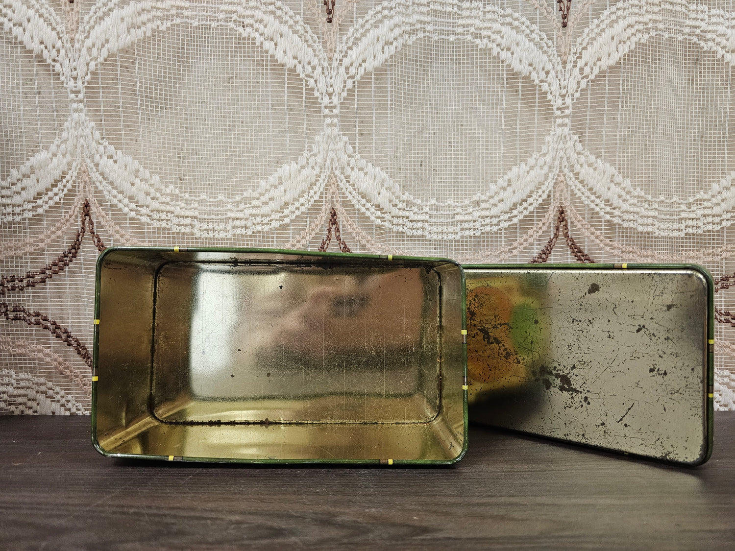 Vintage Douwe Egberts Pickwick theeblik