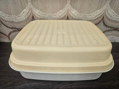 Tupperware Kornuit broodtrommel | Vintage jaren 80 kunststof