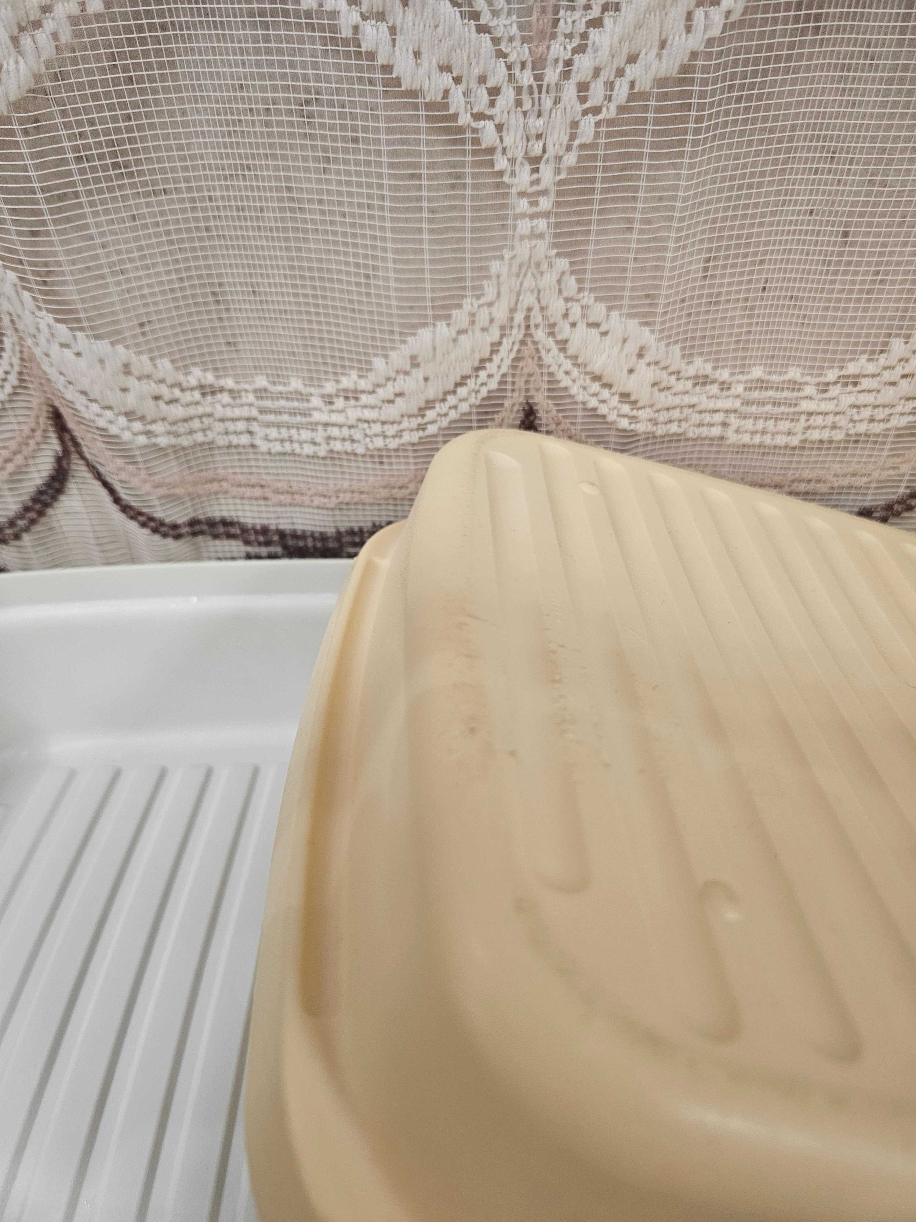 Tupperware Kornuit broodtrommel | Vintage jaren 80 kunststof