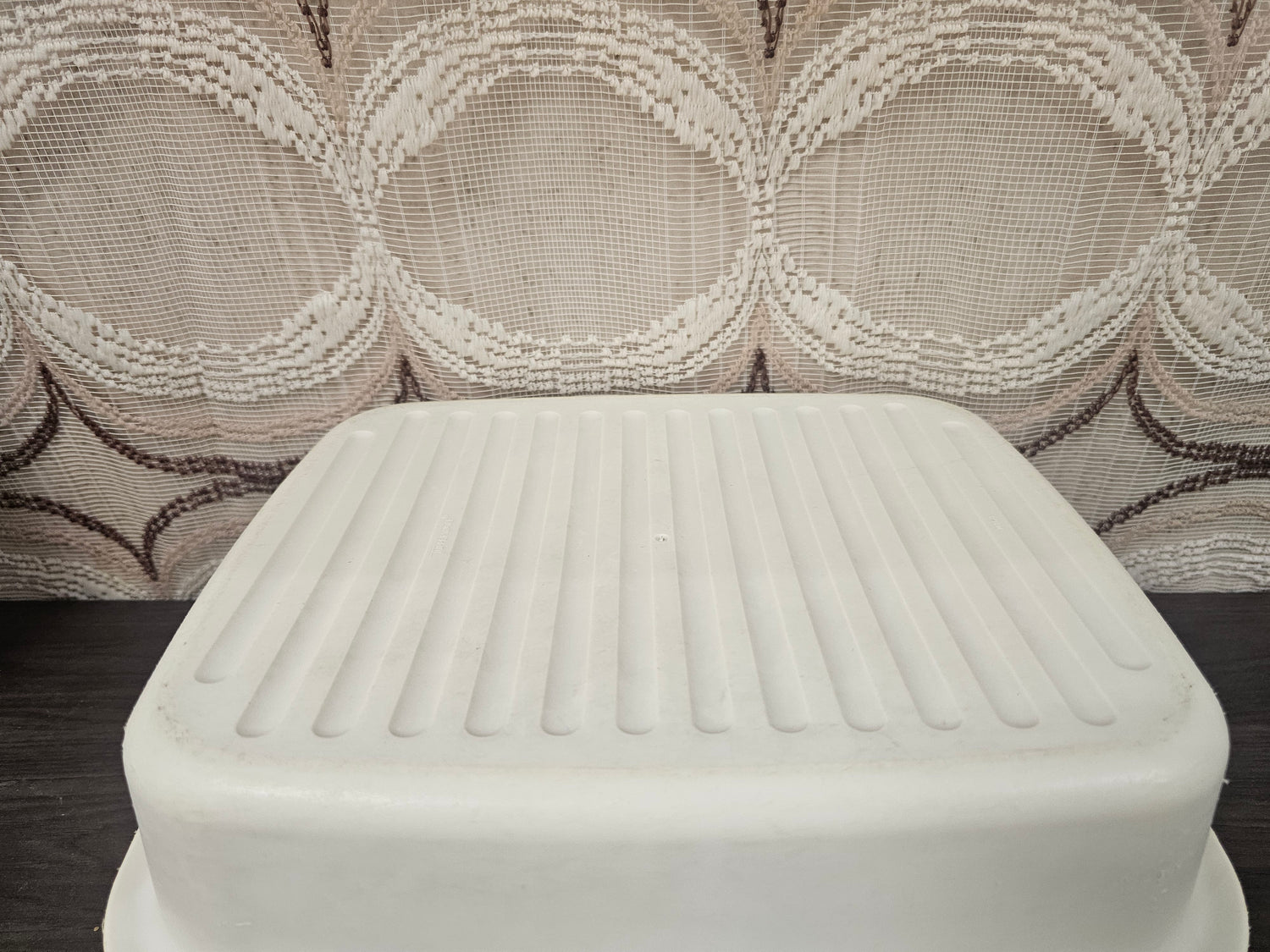 Tupperware Kornuit broodtrommel | Vintage jaren 80 kunststof