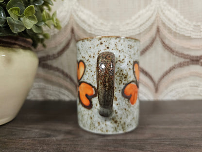 Vintage mok gespikkeld oranje bloemen &amp; groene bladeren 9,5 cm