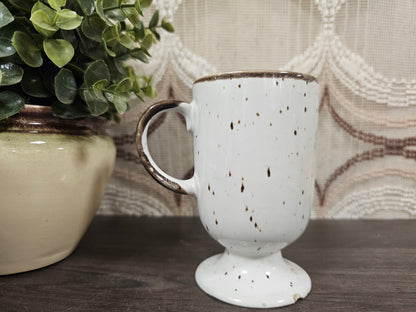 Wildflower vintage beker met voet rode bloemen