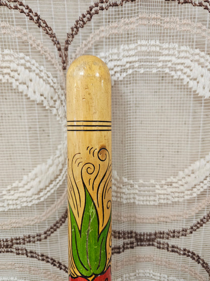 Vintage houten breinaaldenkoker met bloemenprint