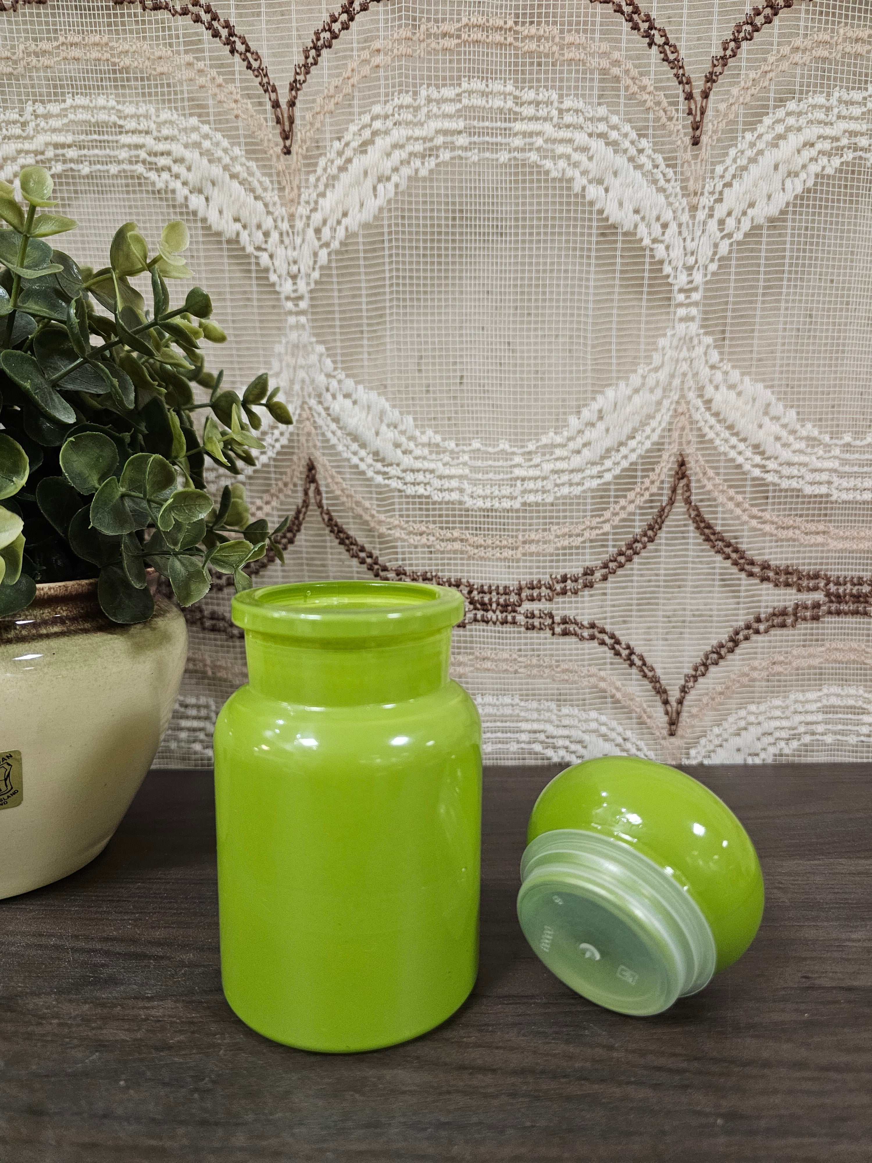 Vintage apothekerspot groen glas circa 14 cm hoog