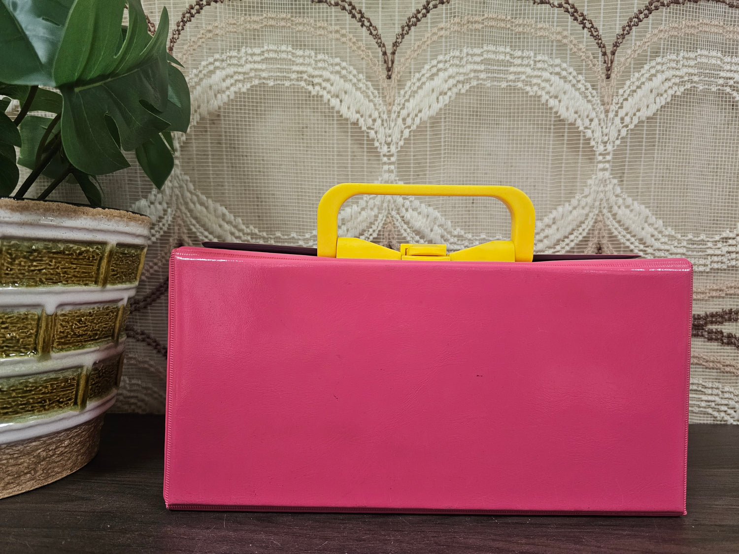 Roze cassette koffer vintage met handvat