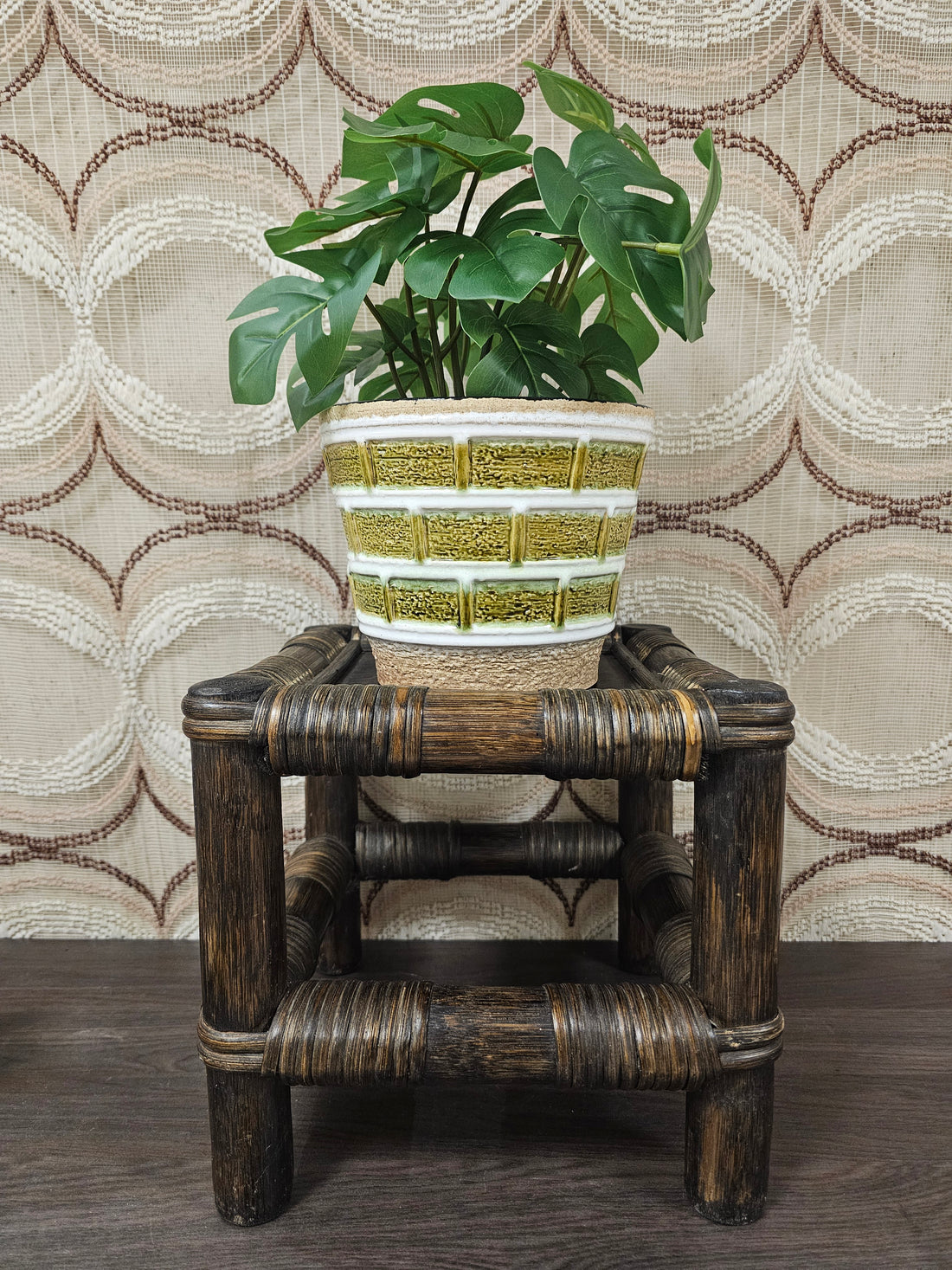 Houten vintage rotan plantentafeltje 25 cm