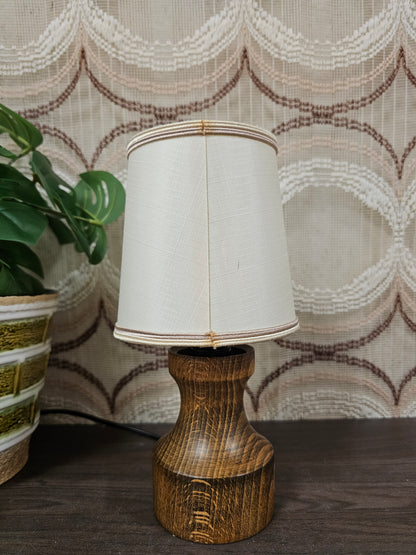 Vintage houten tafellamp