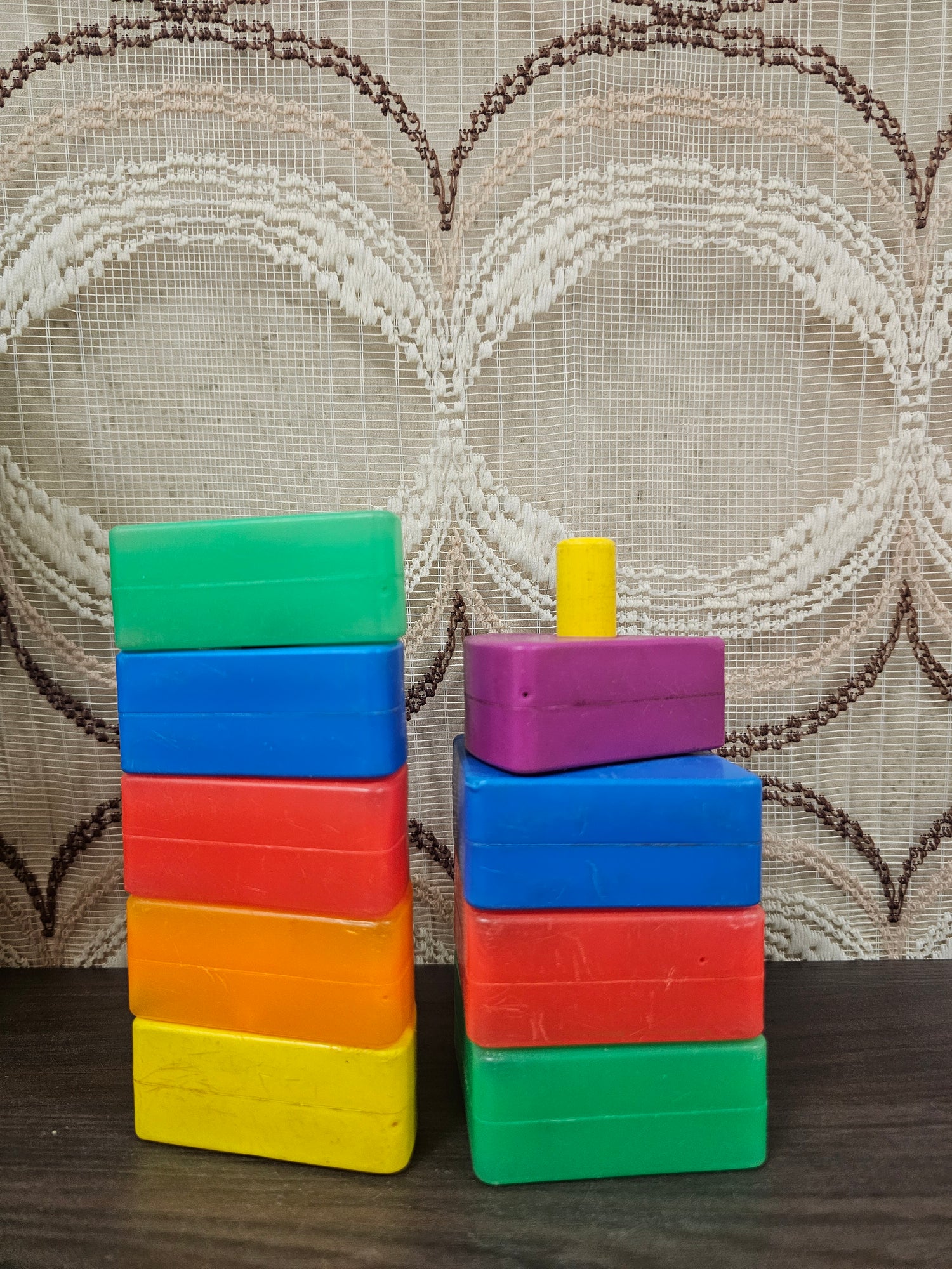 Vintage Fisher-Price gekleurde stapelblokken – jaren 70 speelgoed