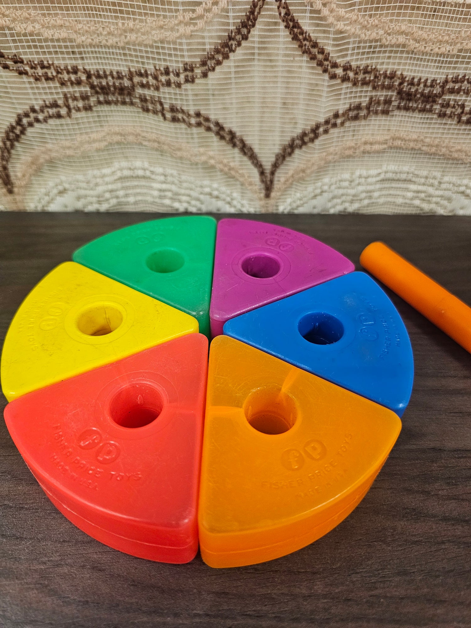 Vintage Fisher-Price gekleurde stapelblokken – jaren 70 speelgoed