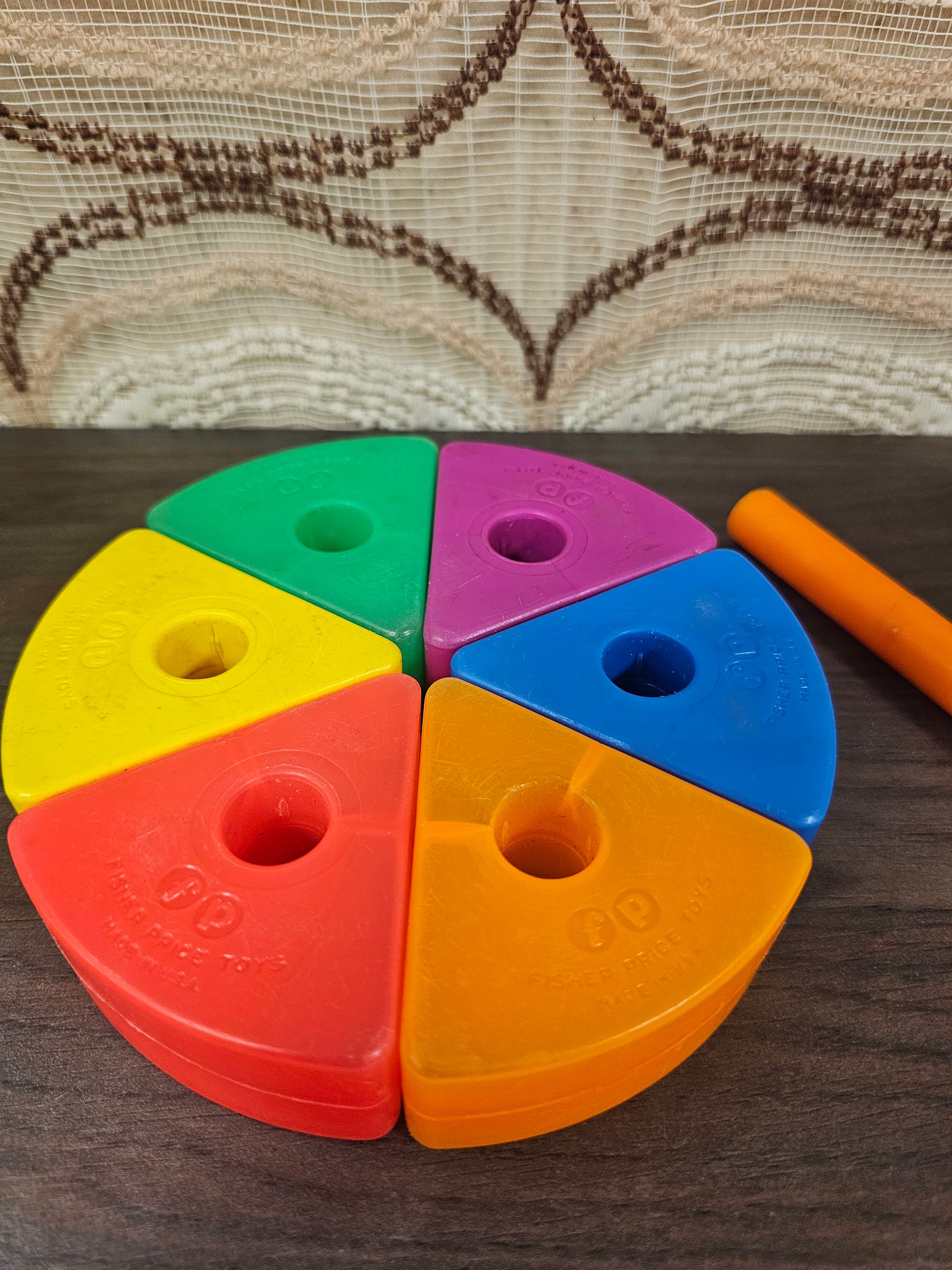 Vintage Fisher-Price gekleurde stapelblokken – jaren 70 speelgoed