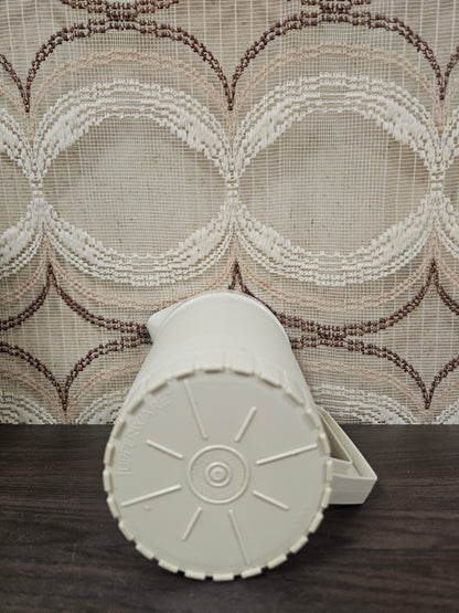 Tupperware kan crème met deksel – vintage jaren 80