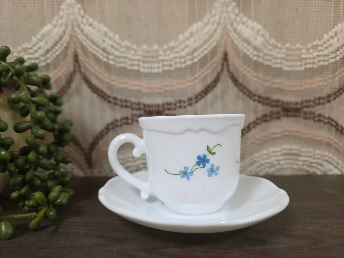 Arcopal France Veronica kop en schotel vintage