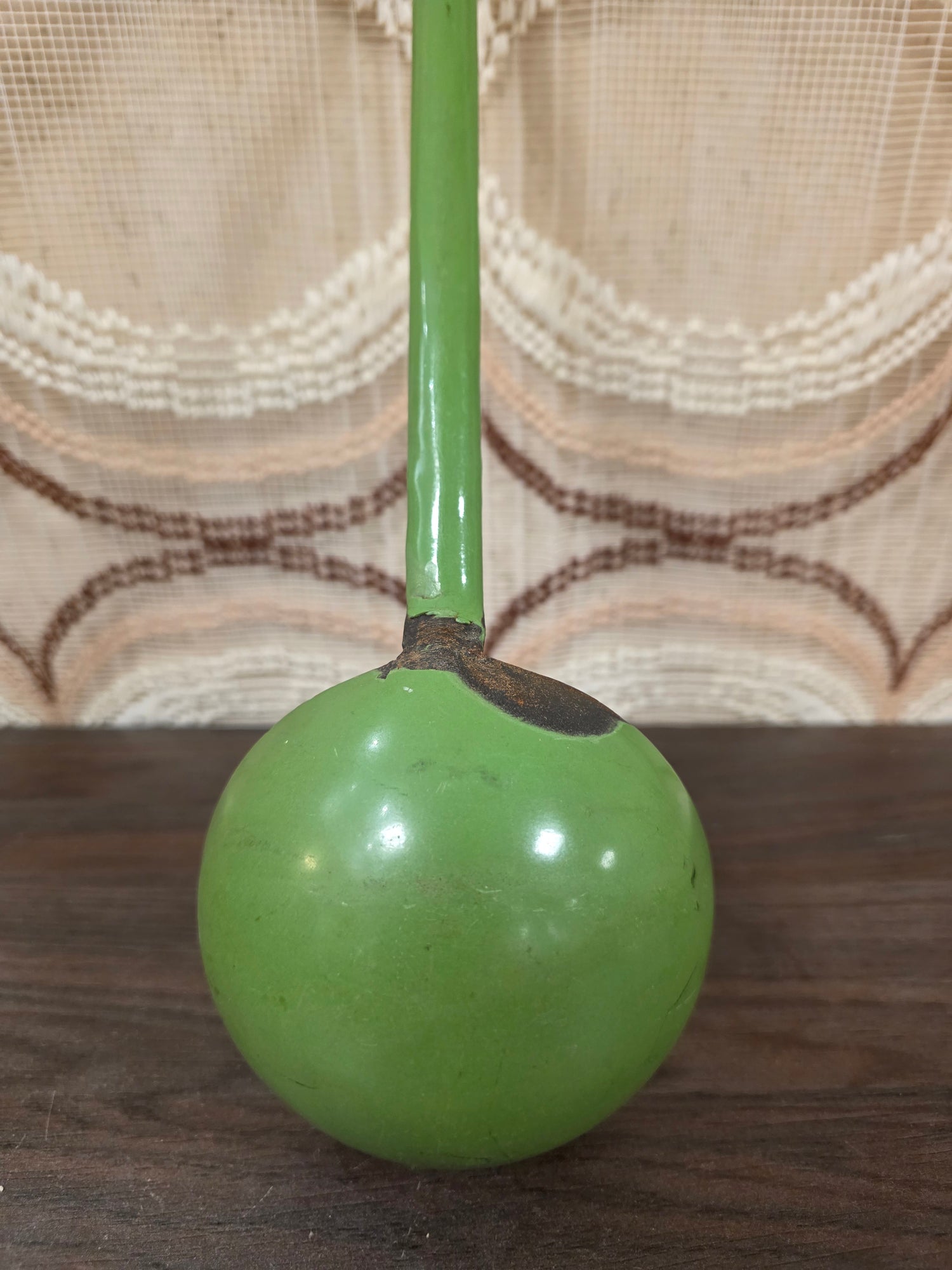 Vintage emaille soeplepel resedagroen crème