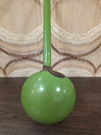 Vintage emaille soeplepel resedagroen crème