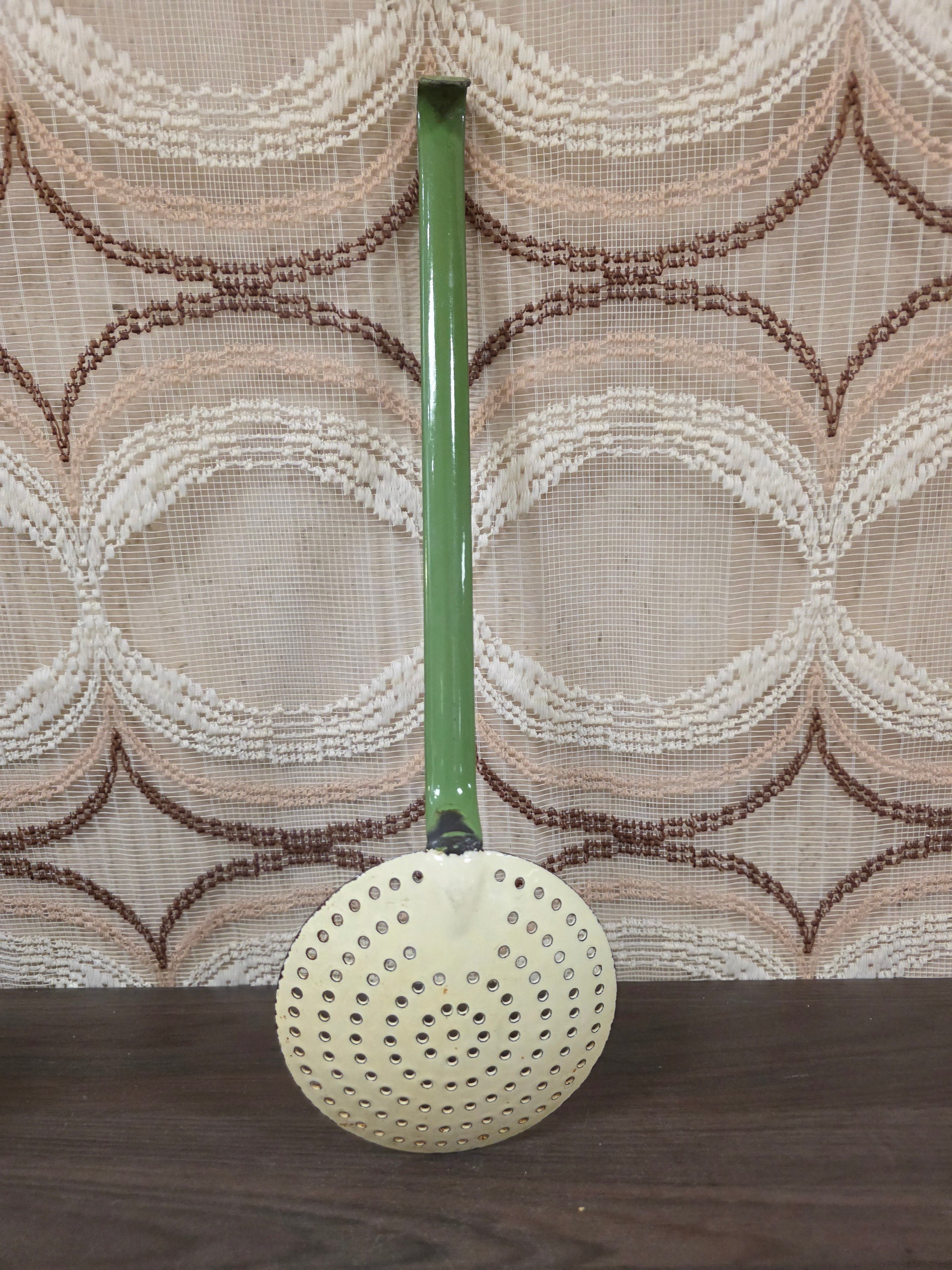 Vintage emaille schuimspaan reseda groen
